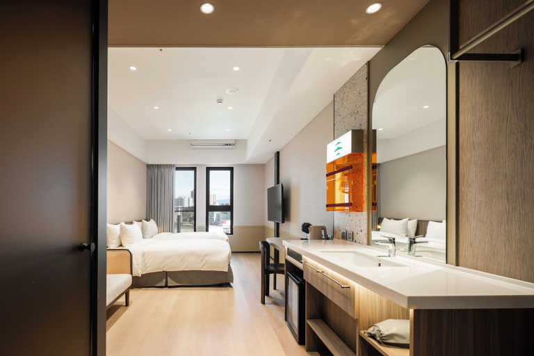 Room 5, boutech hotel Banqiao Yellowstone, New Taipei City