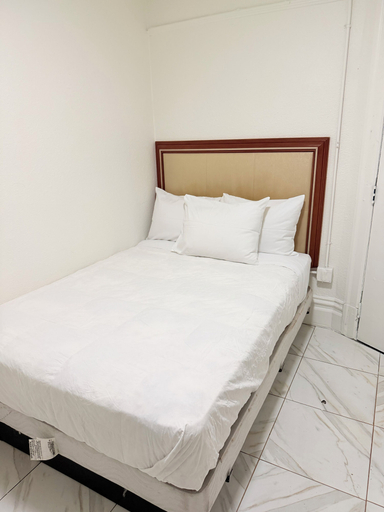 Bedroom 2, Adrian Hotel, San Francisco