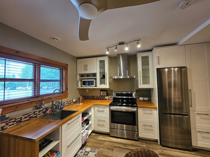 Private kitchen 3, For-Rest Inn and Spa, Gloucester