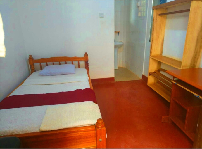 Bedroom 2, kilimanjaro safari lodge, Moshi Urban