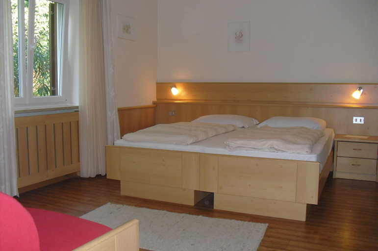 Bedroom 4, Hotel Villnerhof, Bolzano