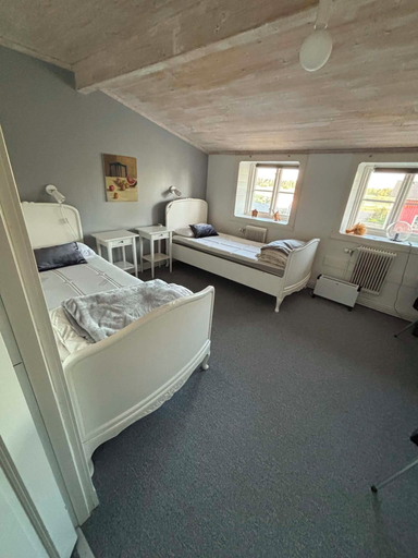 Room 3, Charlottenlunds Gårdshotell & Restaurang, Hylte