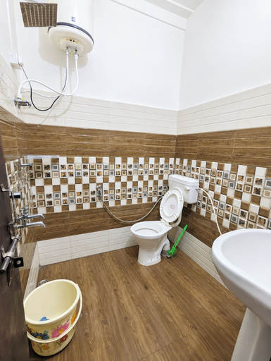 Bathroom, Hotel Mount Kailash Homestay Munsyari, Pithoragarh