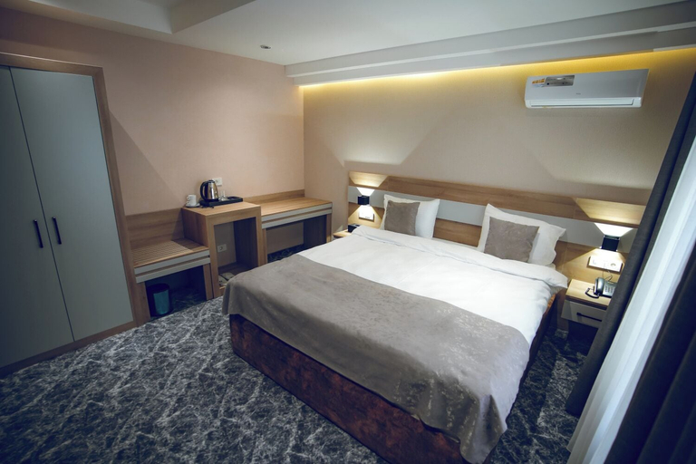 Room 2, Momentum Hotel Baku, Baku