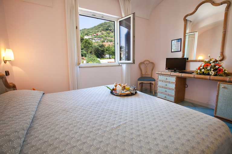 Bedroom 2, Hotel Terme President, Napoli
