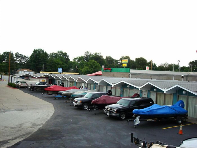 View from property 3, Gray Plaza Motel Benton Rend Lake I-57, Franklin