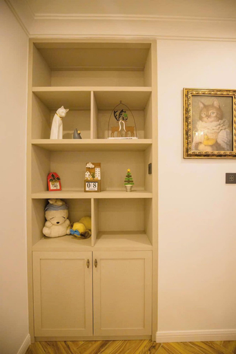 Room 3, Silent Night Villa, Lạc Dương