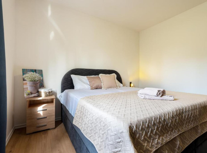Room 3, Villa Peace Oasis, Cista Provo
