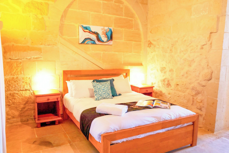 Bedroom 4, Nirvana Gozitan Villa & Pool