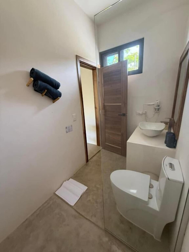 Bathroom 3, Kaia Beach Lodge, Las Terrenas