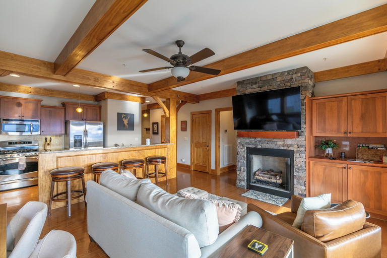 Interior 4, Endless Grandfather View at Echota, Watauga