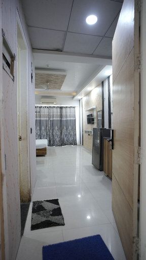 Room 3, Arista Stays, Gautam Buddha Nagar