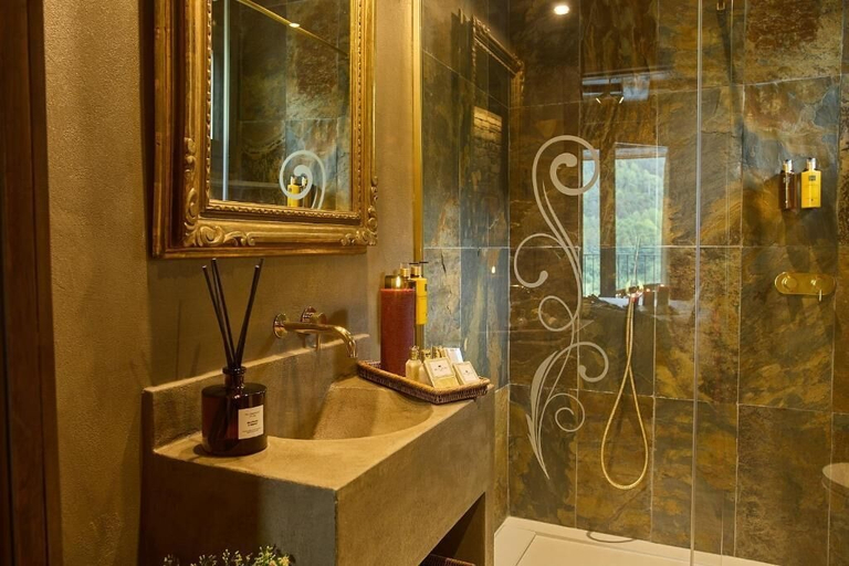 Bathroom 3, Hotel Valle de Pineta, Huesca