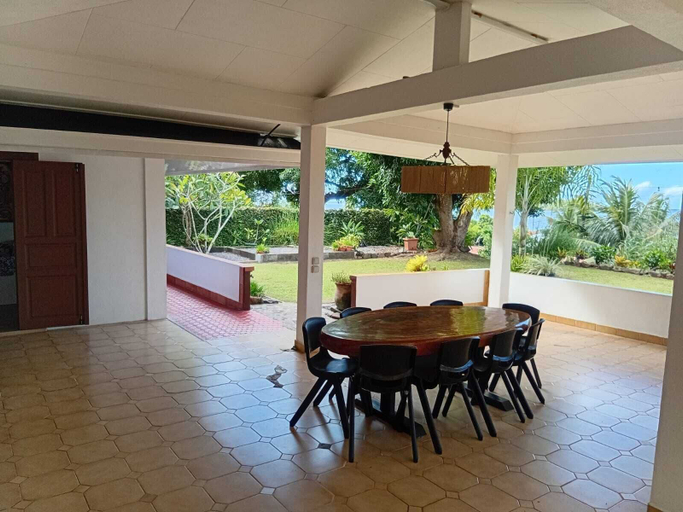 Outdoor dining 2, Hiro'a - Fare Orotia