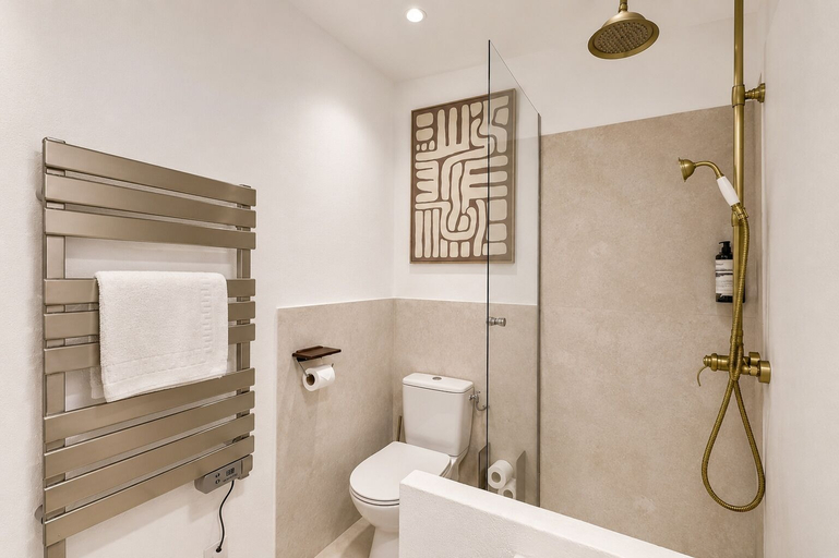 Bathroom 4, Cocon d'azur, Bouches-du-Rhône