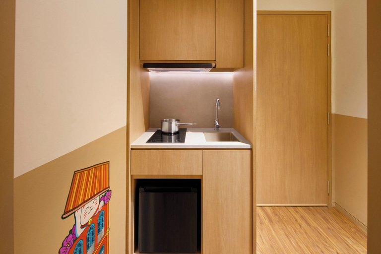 Shared kitchen 5, lyf Chinatown Singapore, Singapore