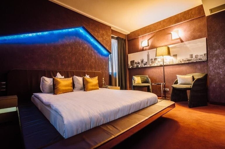 Bedroom 3, PLAZA V EXECUTIVE, Targu Mures