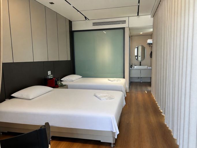 Room 4, Sunny Home Park, Almaty