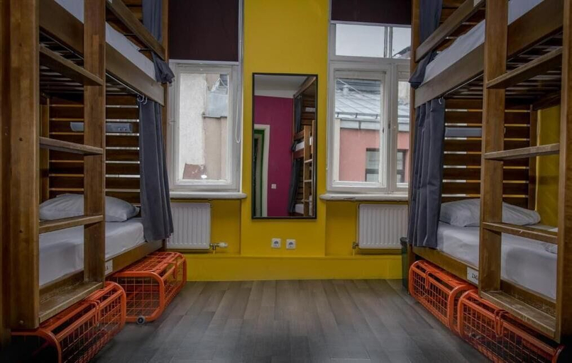 Room 2, The Naughty Squirrel Backpackers, Riga