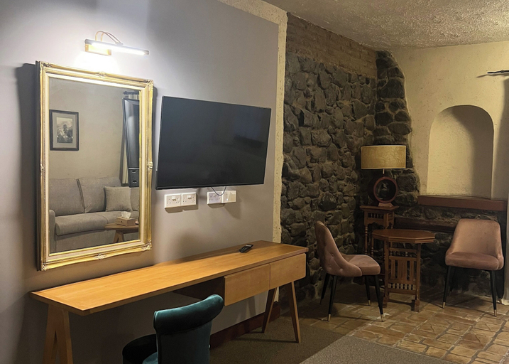 Room 4, The Mill Hotel
