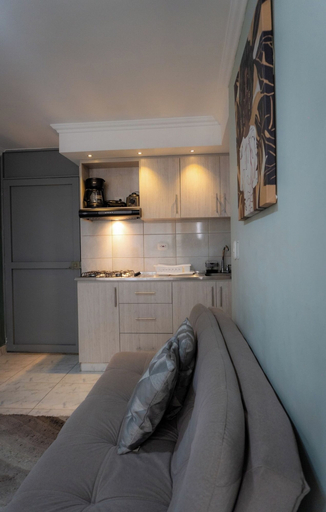 Living area 5, Apartamento en Armenia Con Piscina, Armenia