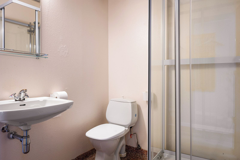 Bathroom 4, Sogn Hotel, Høyanger