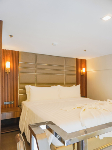 Bedroom 4, El Vistra Hotel, Mabalacat