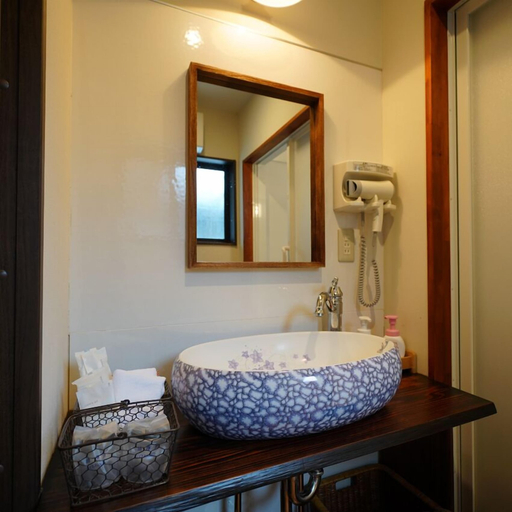 Bathroom 3, Ryokoji Temple, Minamiaso