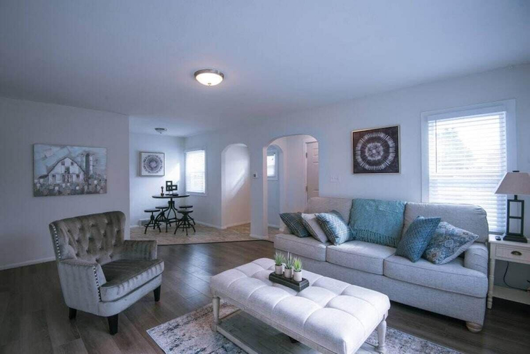 Interior 3, 1120 #A Salt Lake Duplex, Salt Lake