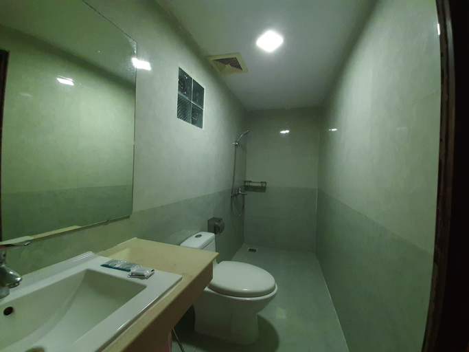 Bathroom 4, Vang Vieng Sky Mountain View Hotel, Vangvieng