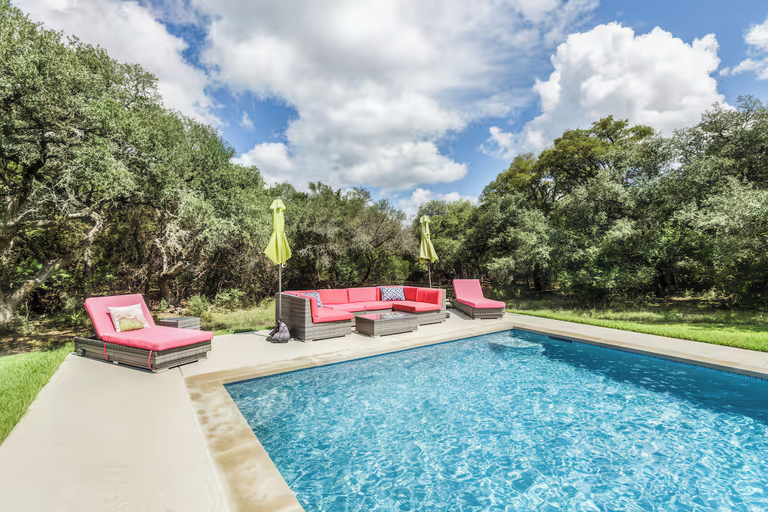 Pool 3, Olinca Ranch, Hays