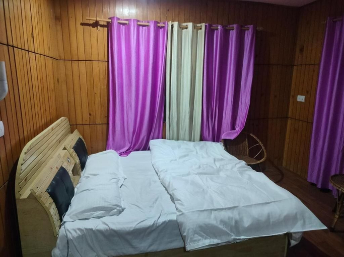 Room 2, Giggle Guest House, Srinagar