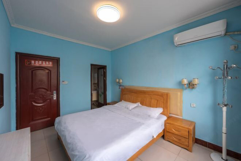 Room 5, Hello Light Hotel (Linquan County Jiangziya Plaza), Fuyang