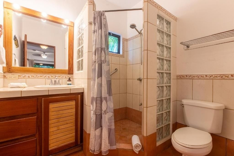 Bathroom 3, Villa Tortuga Nosara, Nicoya