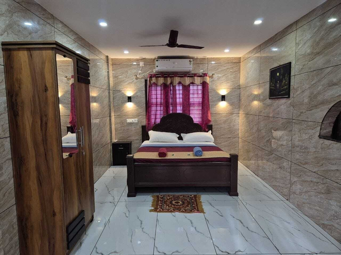Room 5, Eva Beach Hotel, Thiruvananthapuram