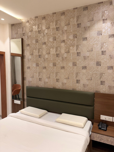 Room 5, Hotel Tulsi Tower, Raipur