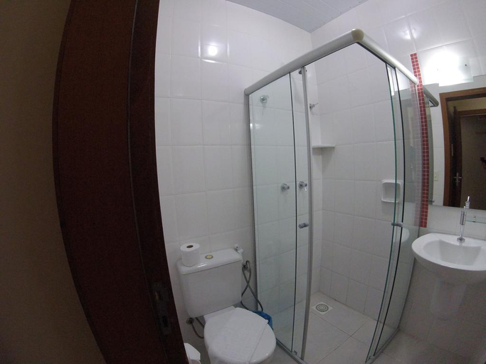 Bathroom 3, Hola, Florianopolis