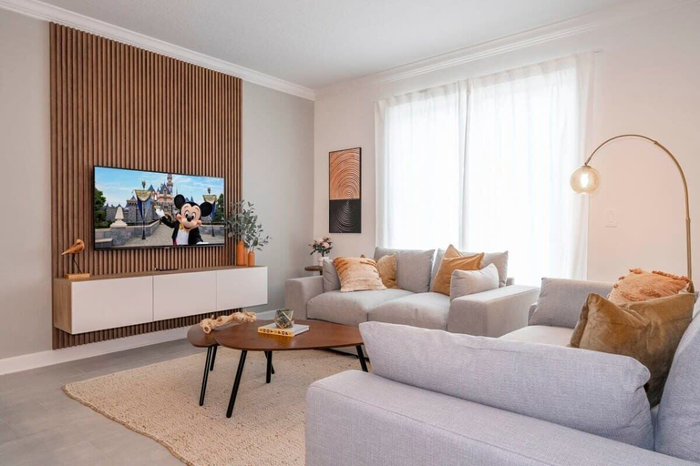 Living area 3, Family-friendly Townhouse With Resort Pool Access, Osceola