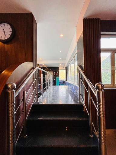 Interior, Sach Hotel & Resort Masoori, Tehri Garhwal
