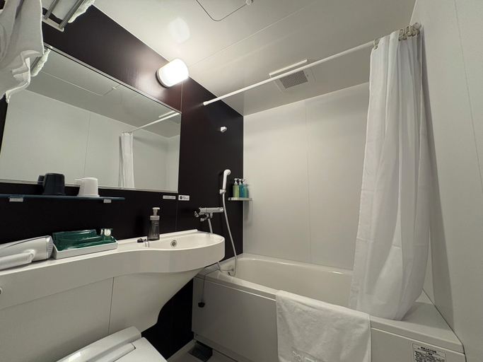 Bathroom, HOTEL ROUTE-INN Asahi  -ChibaKujukuri -, Asahi