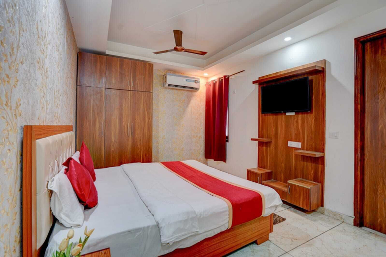 Room 5, Hotel Gray Stone, Gautam Buddha Nagar