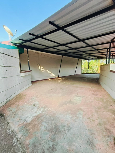 Parking 4, Star Place Homestays, Dindigul