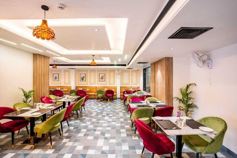 Restaurant 2, Hotel Raaj Palace, Agra