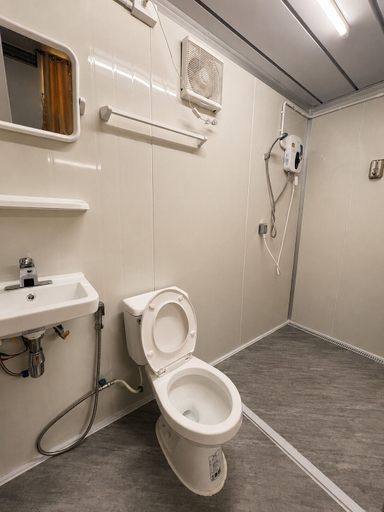 Bathroom 5, Near BKK Homestay Airport, Bang Phli