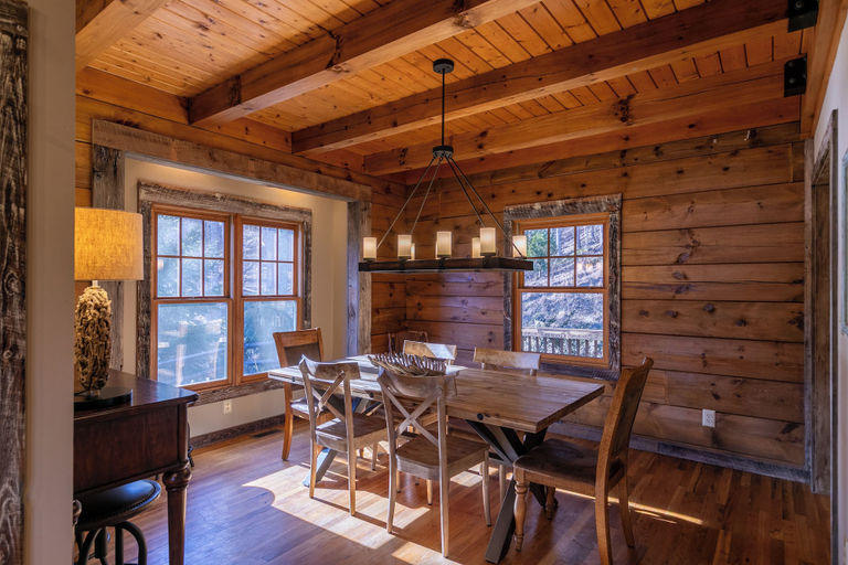 Interior 2, Gratitude - Hot Tub, Pool Table, Covered Decks, 5 Minutes to Boone-, Watauga