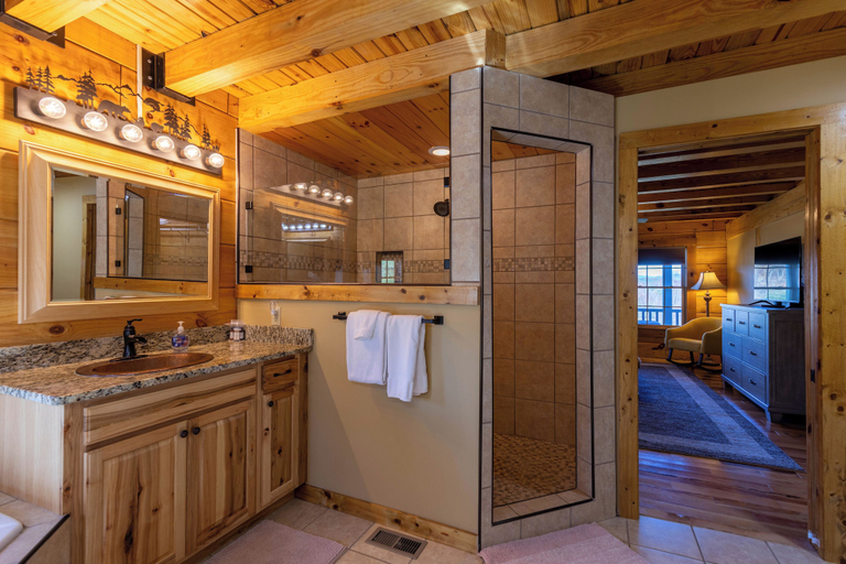 Interior 3, Good Medicine, Watauga