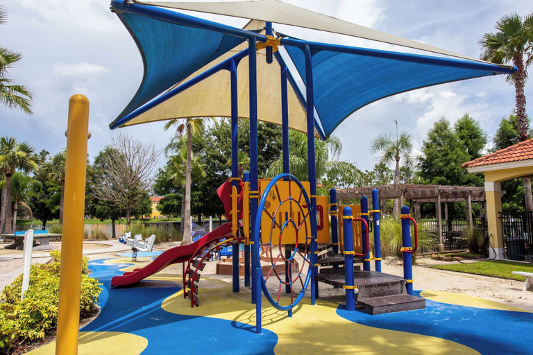 Children's area, Disney Stay w/ Private Pool + Family Fun Sleeps 9, Osceola