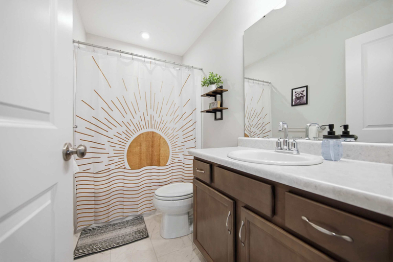 Bathroom 5, New 4BR Ark + Creation Museum Hot Tub, Boone