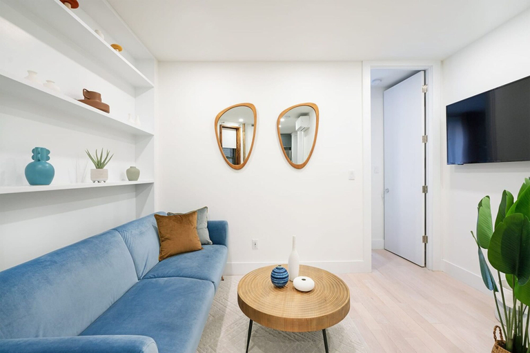 Room 3, 48-3rw Brand New 1BR Prime Hells Kitchen - W D, New York