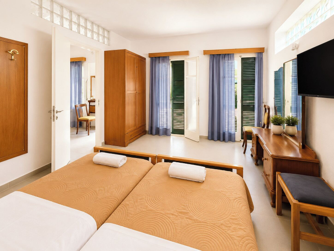 Room 4, Agnes Beach Hotel Apartments, Ionian Islands